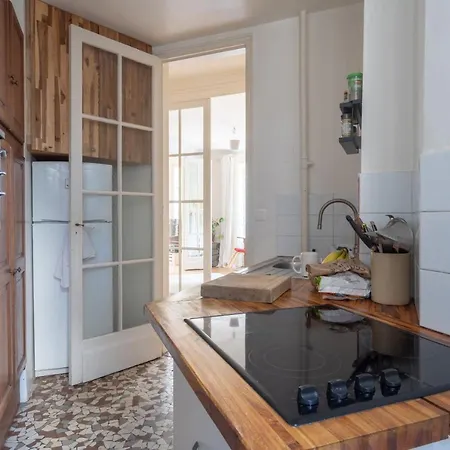 Hotel Private In Beautiful & Bright In *