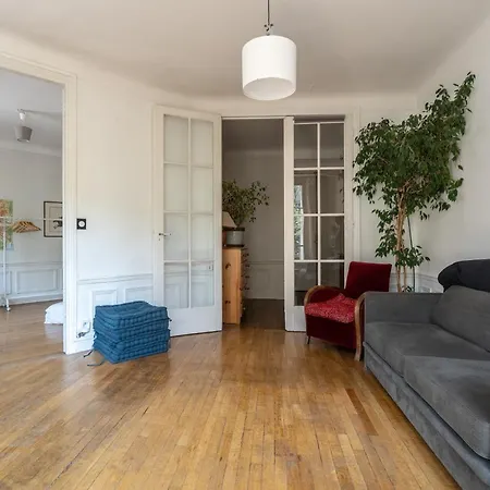 Private In Beautiful & Bright In