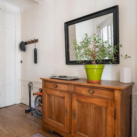Hotel Private In Beautiful & Bright In *